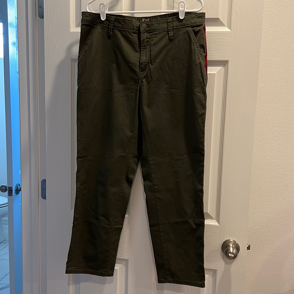 Universal Thread Cropped Pants